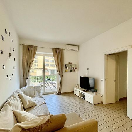 Domus Laterani By Jfm - Comfortable Apartment Big Terrace Colosseo Рим Екстериор снимка