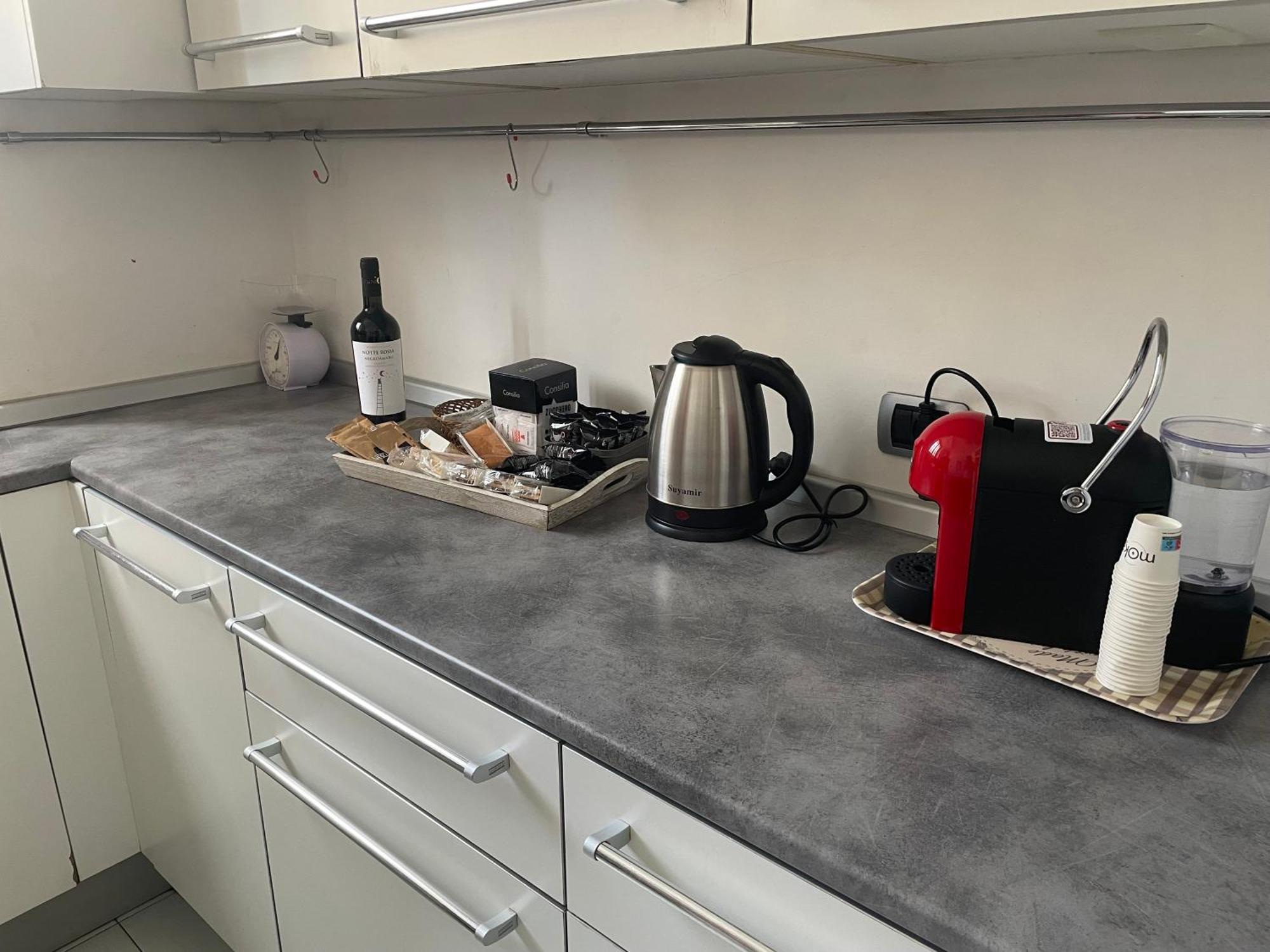 Domus Laterani By Jfm - Comfortable Apartment Big Terrace Colosseo Рим Екстериор снимка