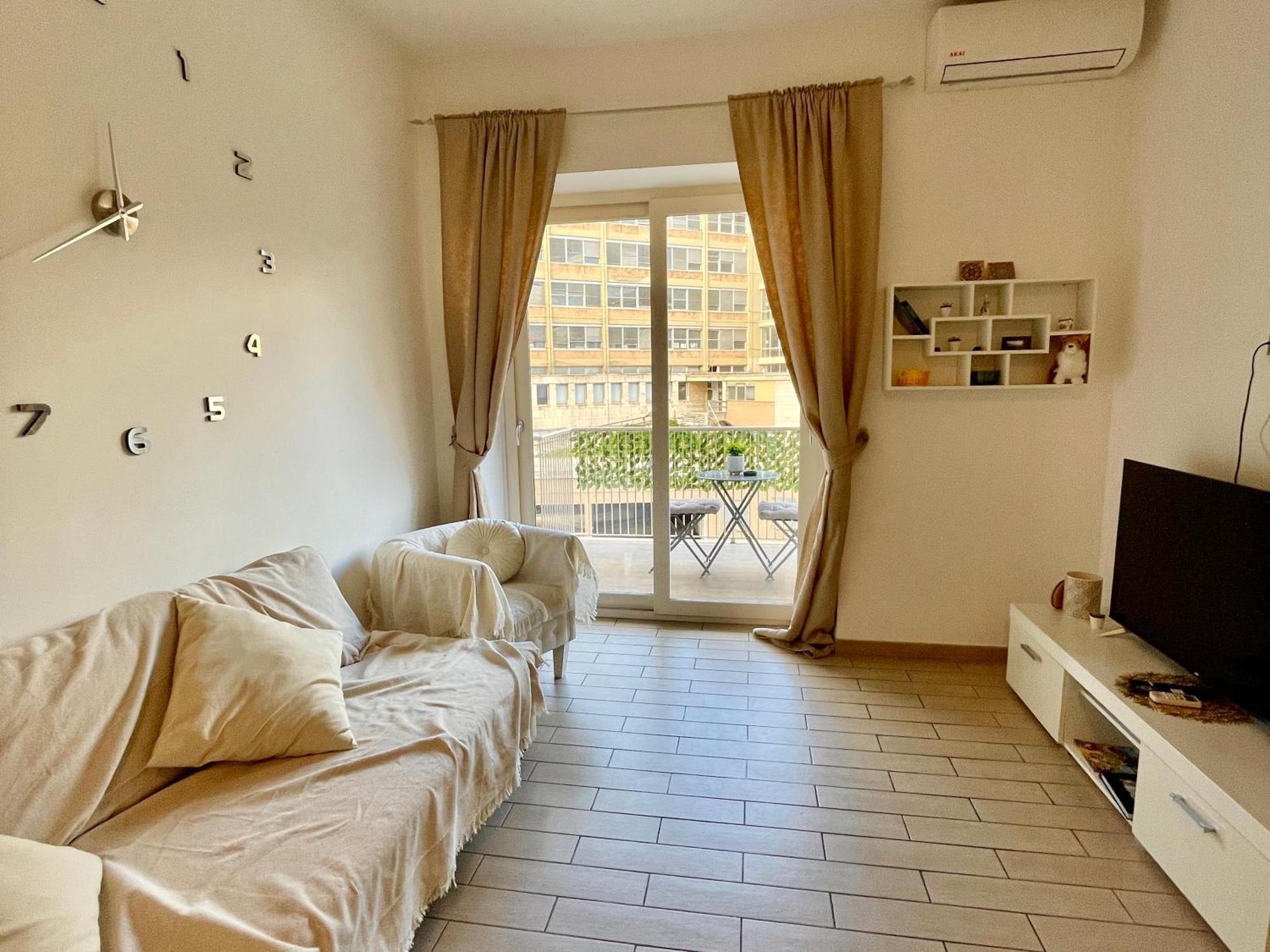 Domus Laterani By Jfm - Comfortable Apartment Big Terrace Colosseo Рим Екстериор снимка