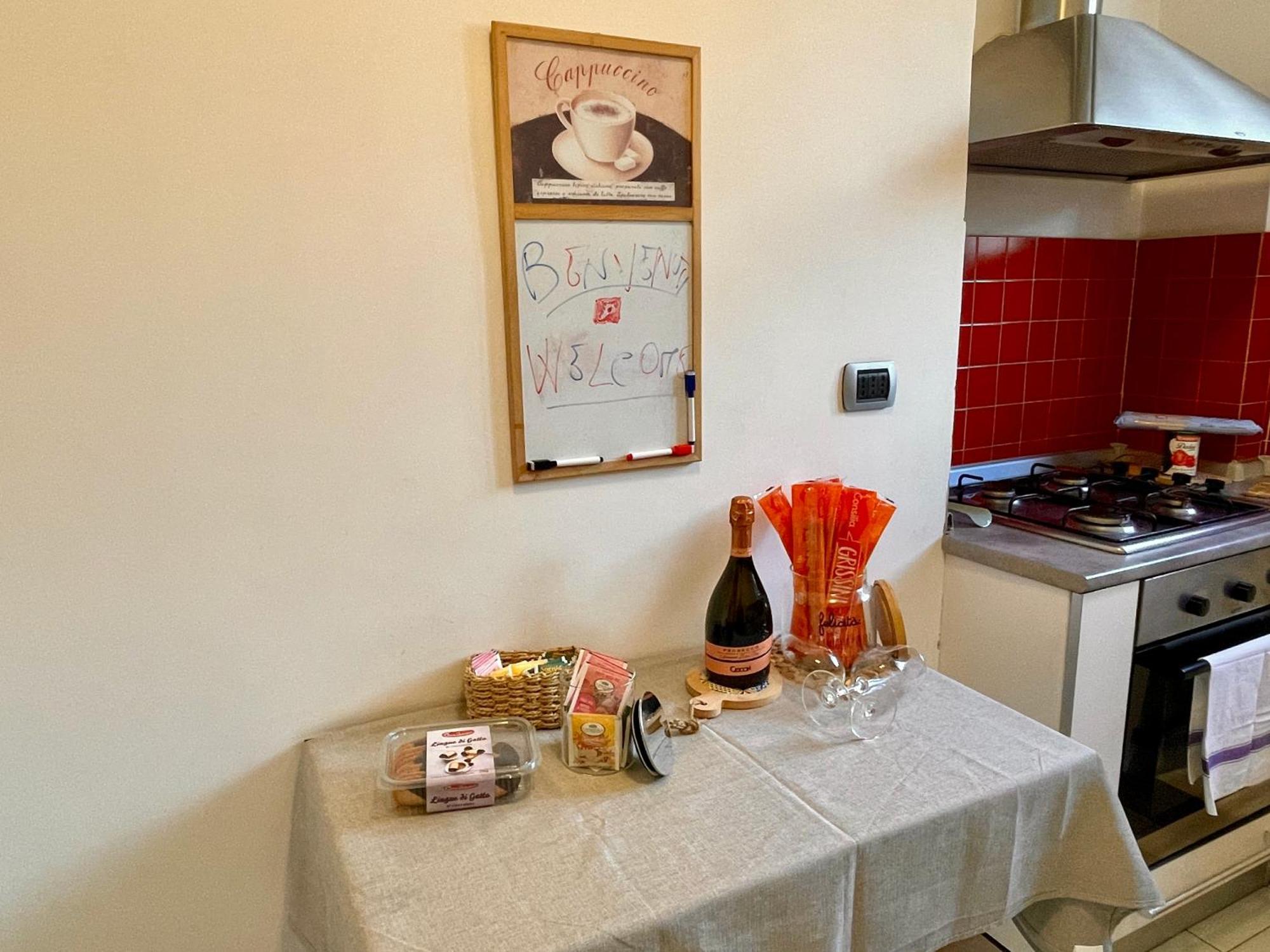 Domus Laterani By Jfm - Comfortable Apartment Big Terrace Colosseo Рим Екстериор снимка