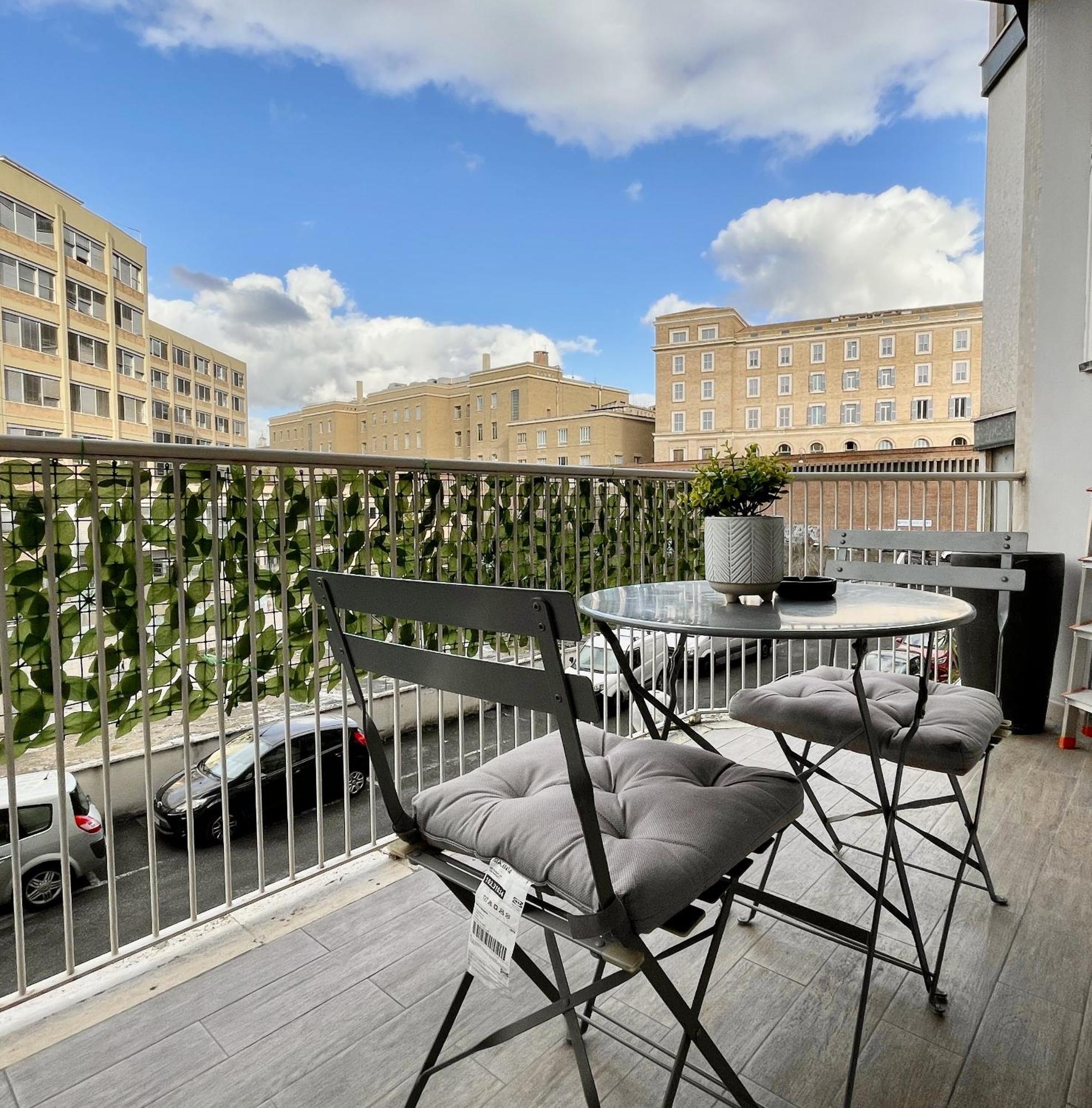 Domus Laterani By Jfm - Comfortable Apartment Big Terrace Colosseo Рим Екстериор снимка